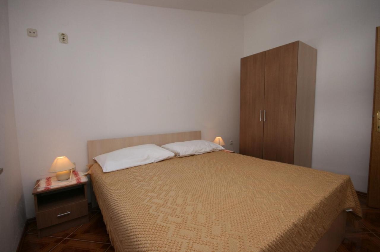 Double Room Pag 6311B Pag Town Buitenkant foto