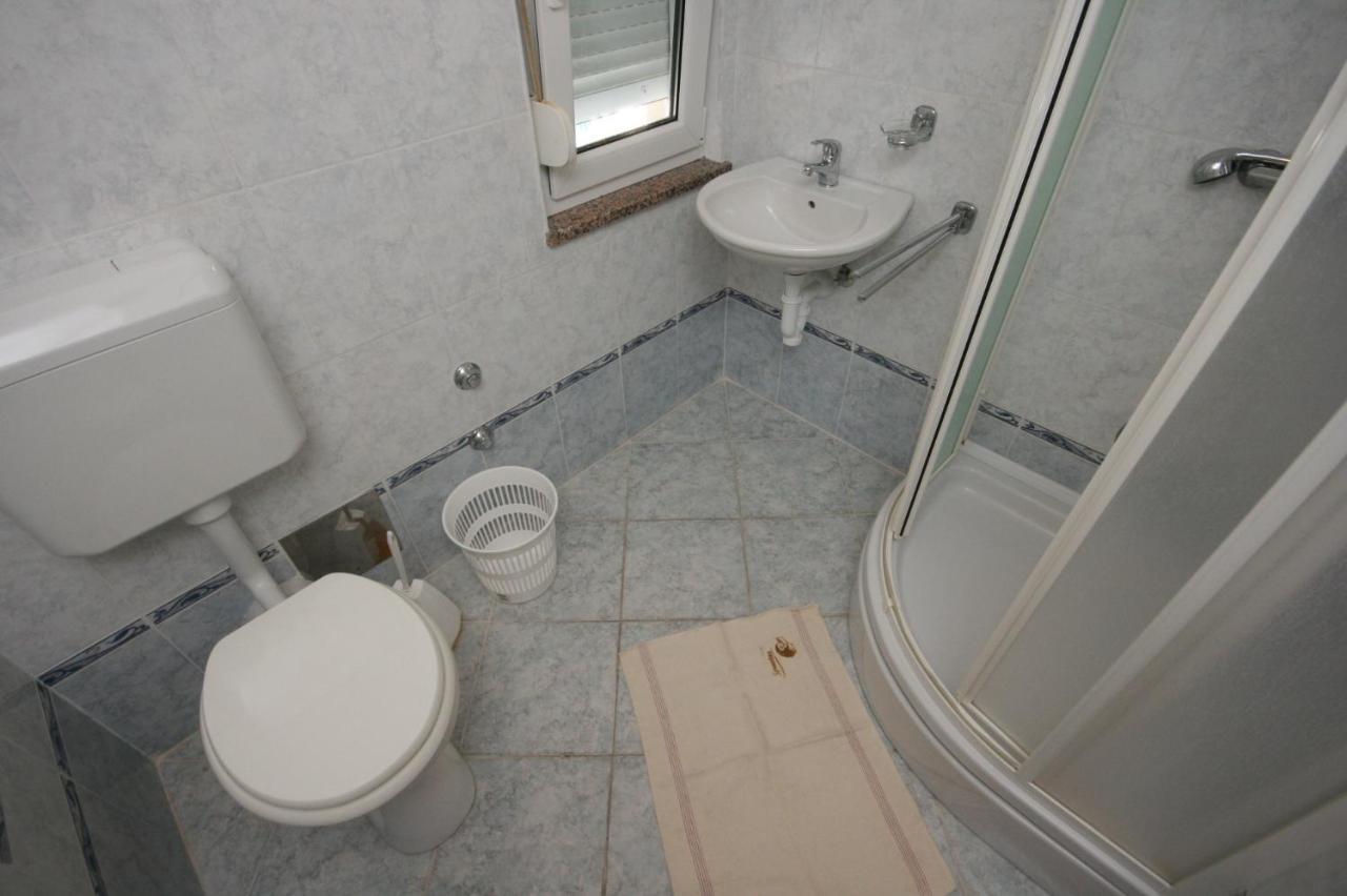 Double Room Pag 6311B Pag Town Buitenkant foto